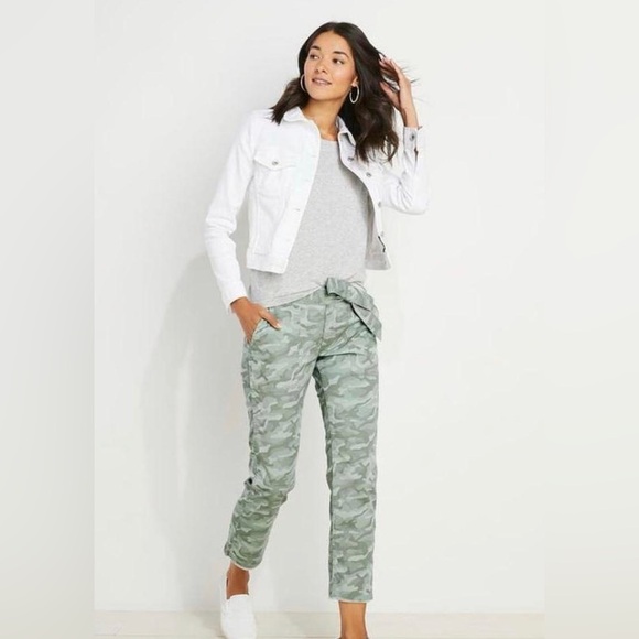 NWT vineyard vines Camo Everyday Utility Chino Pants Sz 10 NWT $158 - Picture 2 of 6